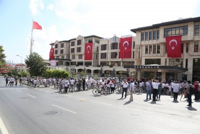Gençler 15 Temmuz'u unutmadı, unutturmadı Gençler 15 Temmuz'u unutmadı, unutturmadı