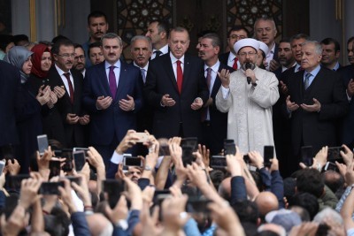 Cumhurbaşkanımız, Eyüpsultan Hacı Osman Torun Camii açılışına katıldı