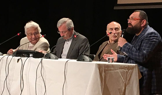 Necip Fazıl Eyüp'te Anılıyor Necip Fazıl Eyüp'te Anılıyor