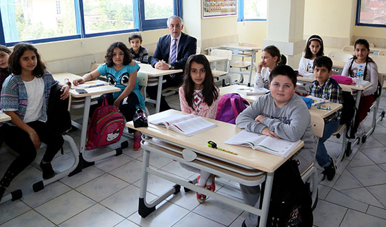 Kemerburgaz Bilgi Evi'ne Ziyaret Kemerburgaz Bilgi Evi'ne Ziyaret