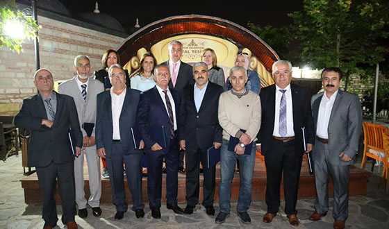 Emekli Personele Teşekkür Plaketi Emekli Personele Teşekkür Plaketi