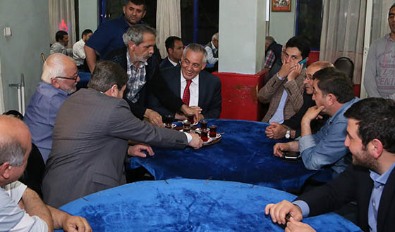 Topçular'da Ziyaretler Topçular'da Ziyaretler