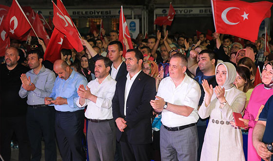 Eyüp Sultan'dan Fetö'ye Uluslararası Darbe Eyüp Sultan'dan Fetö'ye Uluslararası Darbe