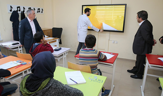 Simurg, Öğrencileri TEOG'a Hazırlıyor Simurg, Öğrencileri TEOG'a Hazırlıyor