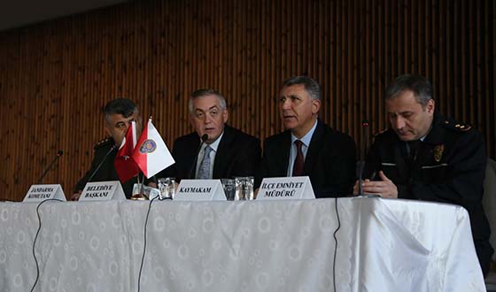 Eyüp'ün Huzuru İçin Eyüp'ün Huzuru İçin