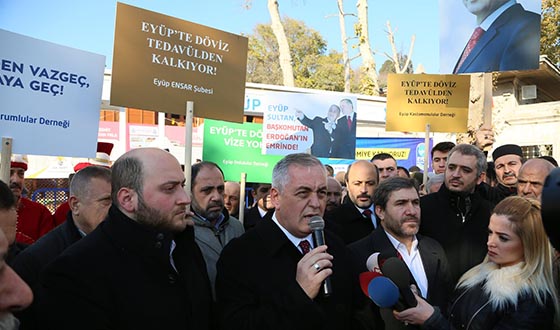 Eyüp, Dövizi De Bozuyor Oyunu Da Eyüp, Dövizi De Bozuyor Oyunu Da