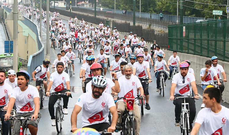 “15 Temmuz Şehitleri” için pedal çevirdiler “15 Temmuz Şehitleri” için pedal çevirdiler