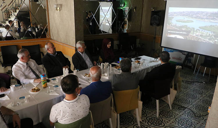 Başkan Aydın muhtarlarla ESTAM toplantısı yaptı Başkan Aydın muhtarlarla ESTAM toplantısı yaptı