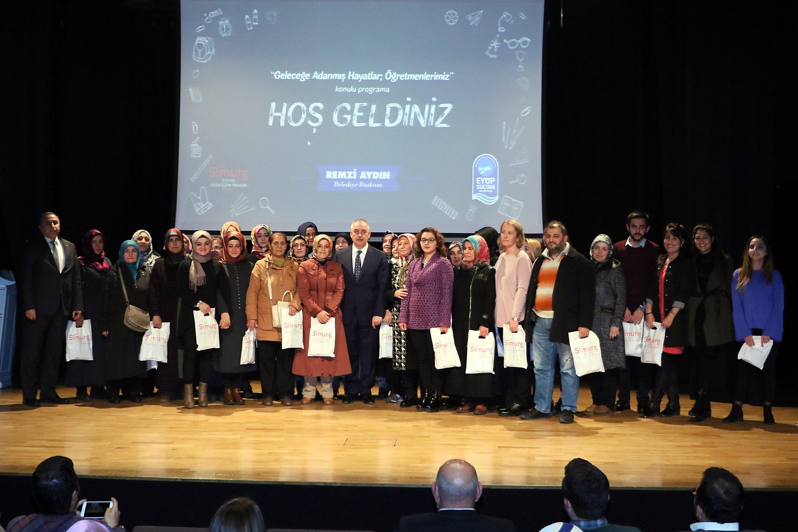 Simurg, Necmettin Öğretmeni unutmadı Simurg, Necmettin Öğretmeni unutmadı