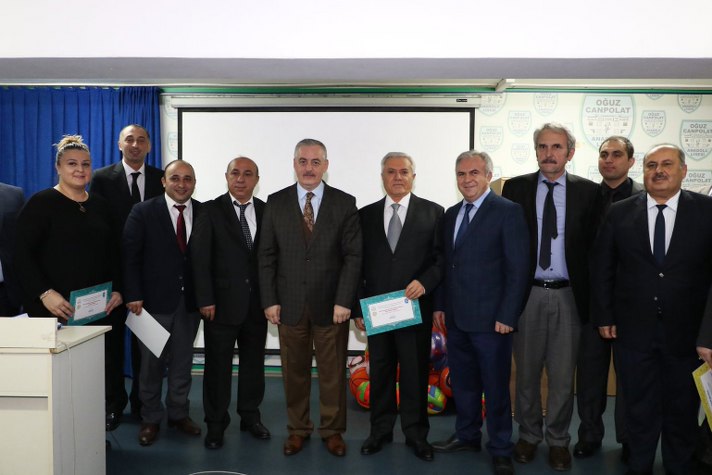 Çevreci okullara ödülleri verildi Çevreci okullara ödülleri verildi