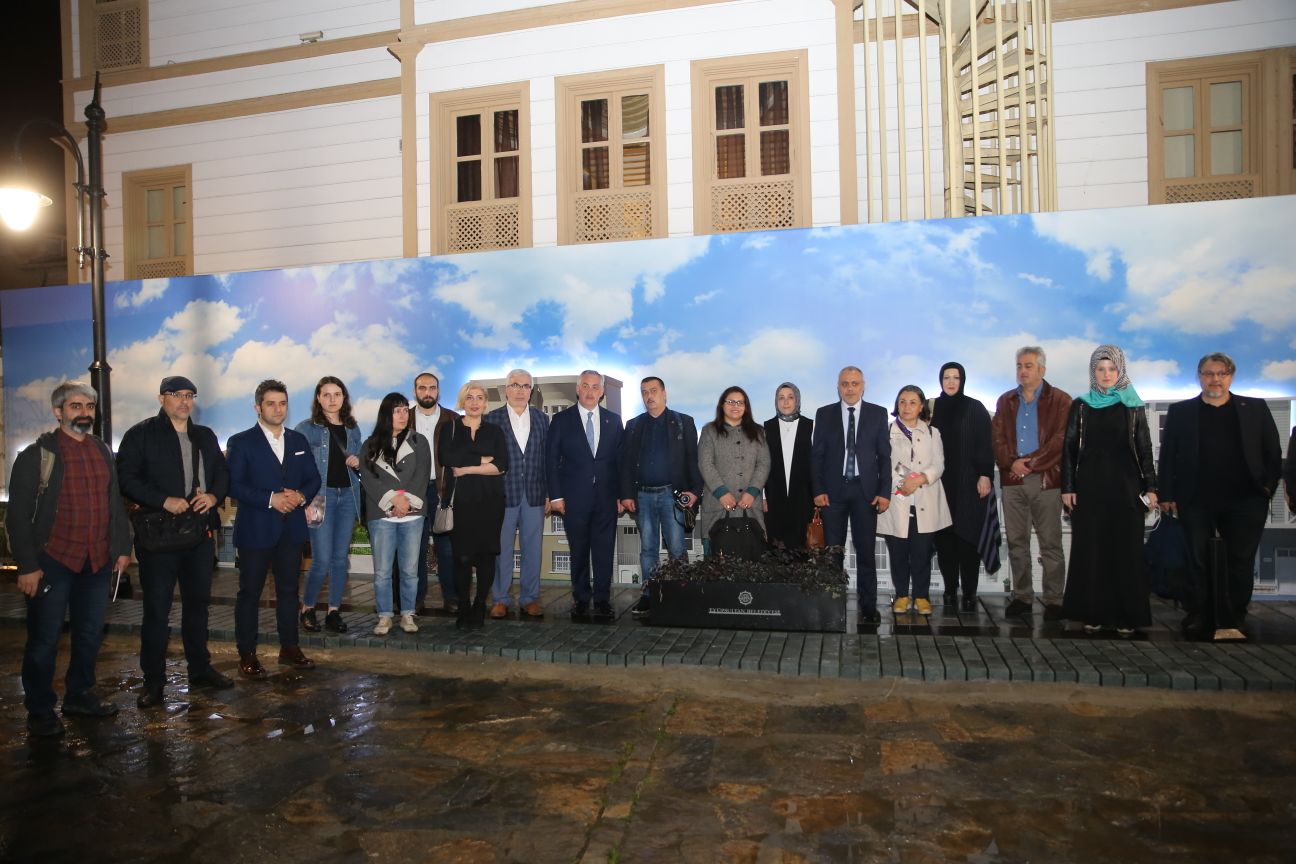 Eyüp Sultan Tarihi Merkez Yönetimi, ESTAM, Kültür ve Turizm Bakanı Numan Kurtulmuş, Eyüpsultan Belediye Başkanı Remzi Aydın Eyüp Sultan Tarihi Merkez Yönetimi, ESTAM, Kültür ve Turizm Bakanı Numan Kurtulmuş, Eyüpsultan Belediye Başkanı Remzi Aydın
