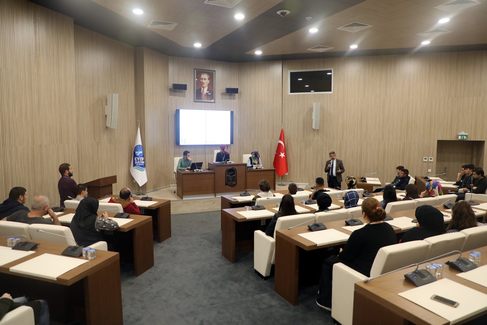Eyüpsultan Belediyesi, İnsan Kaynakları Ve Eğitim Müdürü Ömer Faruk Torun, stajyer Eyüpsultan Belediyesi, İnsan Kaynakları Ve Eğitim Müdürü Ömer Faruk Torun, stajyer