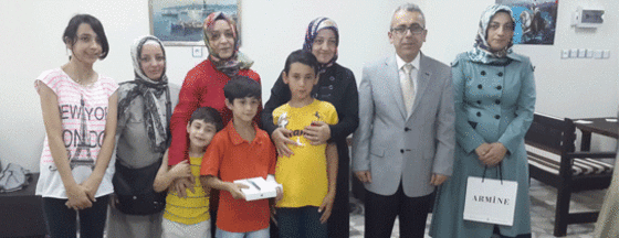 Yemek Yarışmasında Derece Alanlara Ödüller... Yemek Yarışmasında Derece Alanlara Ödüller...