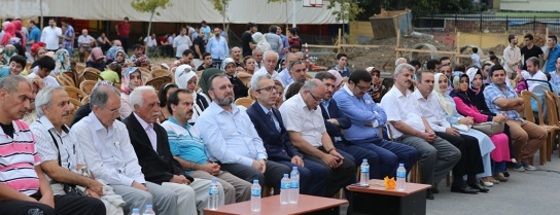 Eyüp İmam Hatip Liseliler Pilav Günü Eyüp İmam Hatip Liseliler Pilav Günü