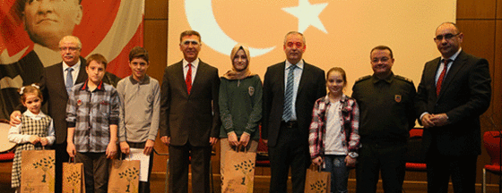 Eyüp'te Öğretmenler Günü Kutlaması Eyüp'te Öğretmenler Günü Kutlaması