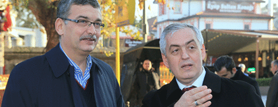 Şanlıurfa Belediye Başkanı Eyüp Sultan'da Şanlıurfa Belediye Başkanı Eyüp Sultan'da