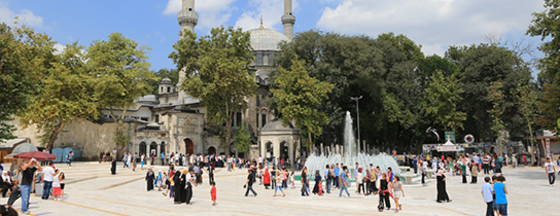 Eyüp Belediyesi ve İBB'den Ücretsiz Kablosuz İnternet Hizmeti Eyüp Belediyesi ve İBB'den Ücretsiz Kablosuz İnternet Hizmeti
