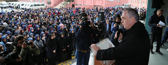 Eyüp'ten Bayırbucak Türkmenlerine Hayır Köprüsü Eyüp'ten Bayırbucak Türkmenlerine Hayır Köprüsü