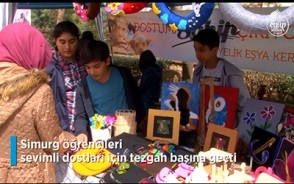 Simurg öğrencileri sevimli dostları için tezgah ba Simurg öğrencileri sevimli dostları için tezgah ba