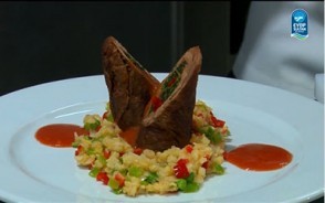 Mantarlı ve Ispanak Dolgulu Dana Sarma Tarifi Mantarlı ve Ispanak Dolgulu Dana Sarma Tarifi