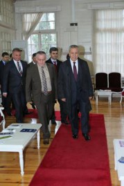Bülent Arınç Eyüp Sultan'da Bülent Arınç Eyüp Sultan'da