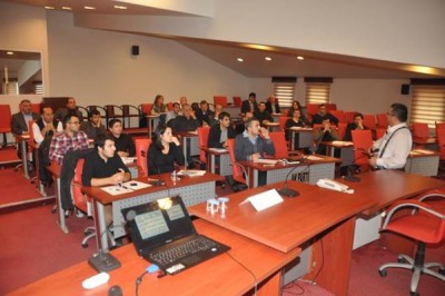 Eyüp Belediyesi Sürekli Eğitime Tabi Tutuluyor… Eyüp Belediyesi Sürekli Eğitime Tabi Tutuluyor…
