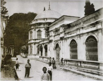 Eyüp Sultan Tarihi Cülus Yolu Restore Ediliyor... Eyüp Sultan Tarihi Cülus Yolu Restore Ediliyor...