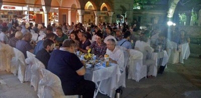 Sahaflar Çarşısında Eyübe Yakışır Bir Müzayede Sahaflar Çarşısında Eyübe Yakışır Bir Müzayede