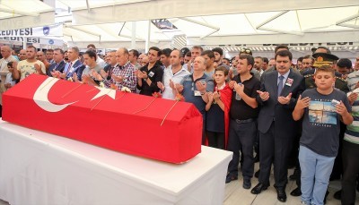 Şehit Polis Hasan Koçer Son Yolculuğuna Uğurlandı Şehit Polis Hasan Koçer Son Yolculuğuna Uğurlandı