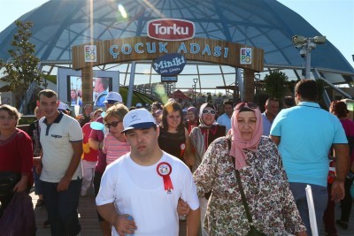 Özel Çocuklarımız Expo 2016'yı Ziyaret Etti Özel Çocuklarımız Expo 2016'yı Ziyaret Etti