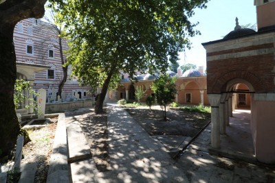 Zal Mahmut Paşa Camii Ve Külliyesi