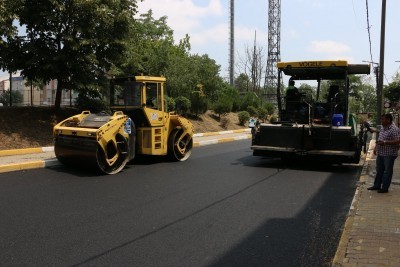 Eyüp'te asfaltlar yenileniyor