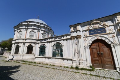 Mihrişah Sultan Türbesi