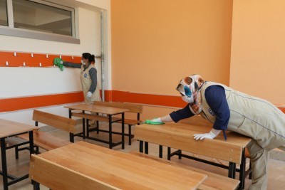 Eyüp'te okullar temizleniyor
