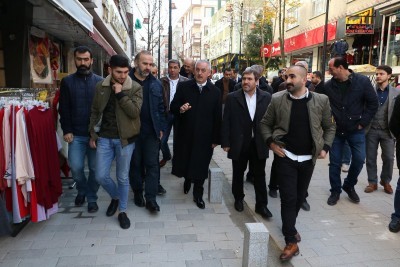Başkan Remzi Aydın'dan Özlem Çarşısı esnafıyla toplantı