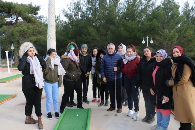 Başkan Remzi Aydın, Eyüpsultanlı gençleri Simurg Kış Kampı'nda ziyaret etti