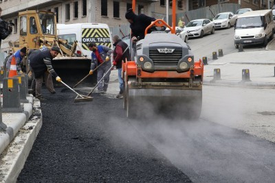 Girne Caddesi'nde ilk etap asfaltlama başladı