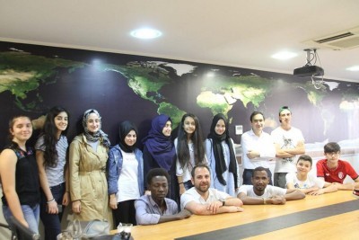 SİMURG'lu öğrencilerden Bab-ı Âlem Uluslararası Öğrenci Derneği'ne ziyaret