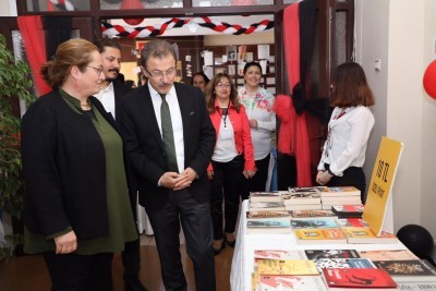 Başkan Deniz Köken, Haydar Akçelik Kitap Fuarı'na Katıldı Başkan Deniz Köken, Haydar Akçelik Kitap Fuarı'na Katıldı