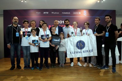 Eyüpsultan'da robotlar şampiyonluk için yarıştı
