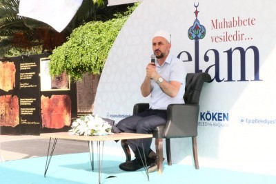 Sohbet Meclisi'ne Ersoy Koyuncu, konuşmacı olarak katıldı Sohbet Meclisi'ne Ersoy Koyuncu, konuşmacı olarak katıldı