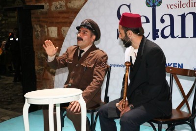 Bekçi Bekir ile Hülasa Muhabbet, hem güldürüyor hem düşündürüyor Bekçi Bekir ile Hülasa Muhabbet, hem güldürüyor hem düşündürüyor