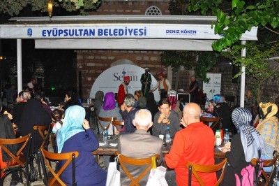 Eyüpsultanlılar Orta Oyunu ile nostaljik Ramazan akşamları yaşıyor