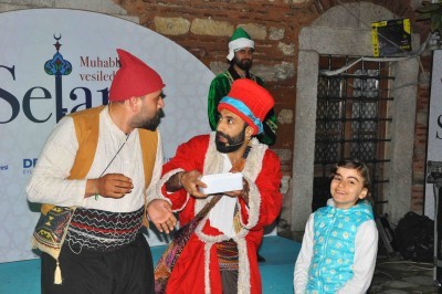Eyüpsultanlılar Orta Oyunu ile nostaljik Ramazan akşamları yaşıyor Eyüpsultanlılar Orta Oyunu ile nostaljik Ramazan akşamları yaşıyor