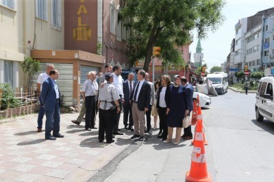 Başkan Köken, Alibeyköy ve Esentepe'de incelemelerde bulundu Başkan Köken, Alibeyköy ve Esentepe'de incelemelerde bulundu