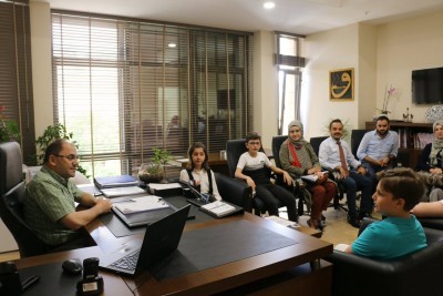 Çocuk Meclisi'nden Başkan Yardımcılarına ziyaret Çocuk Meclisi'nden Başkan Yardımcılarına ziyaret