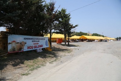 Eyüpsultan Belediyesinden modern Kurban Kesim Alanı Eyüpsultan Belediyesinden modern Kurban Kesim Alanı