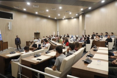 Stajyer Öğrencilere Oryantasyon Eğitimi Stajyer Öğrencilere Oryantasyon Eğitimi