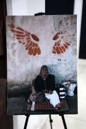 “Geç-Erken” Fotoğraf Sergisi Açıldı “Geç-Erken” Fotoğraf Sergisi Açıldı