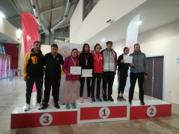 Eyüpsultanlı atletler yeni yıla şampiyonlukla başladı Eyüpsultanlı atletler yeni yıla şampiyonlukla başladı